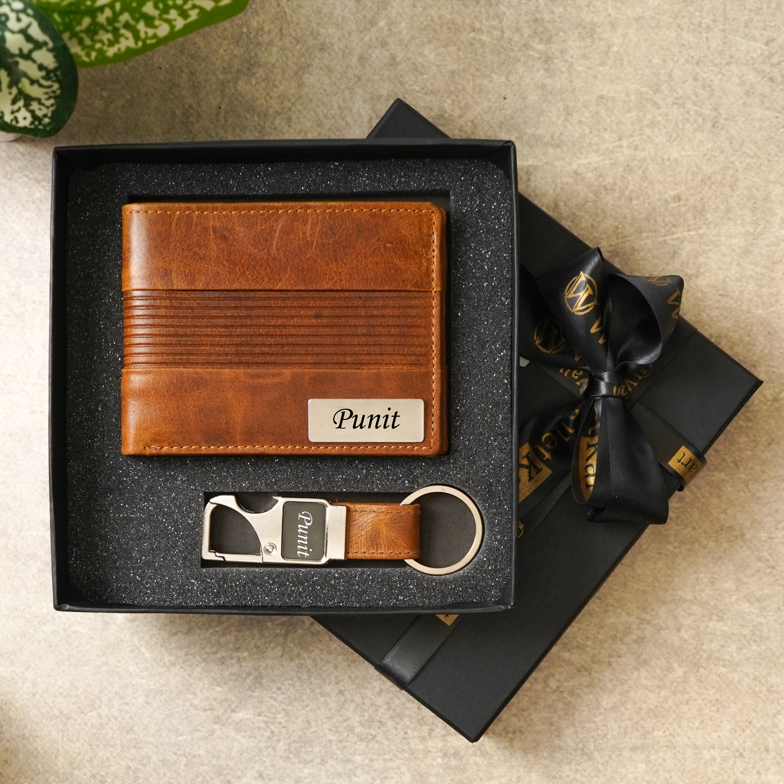 Custom Genuine Leather Men’s Wallet & Metal Snaphook Keychain – Personalised Gift for Him (STYLE ID #15)